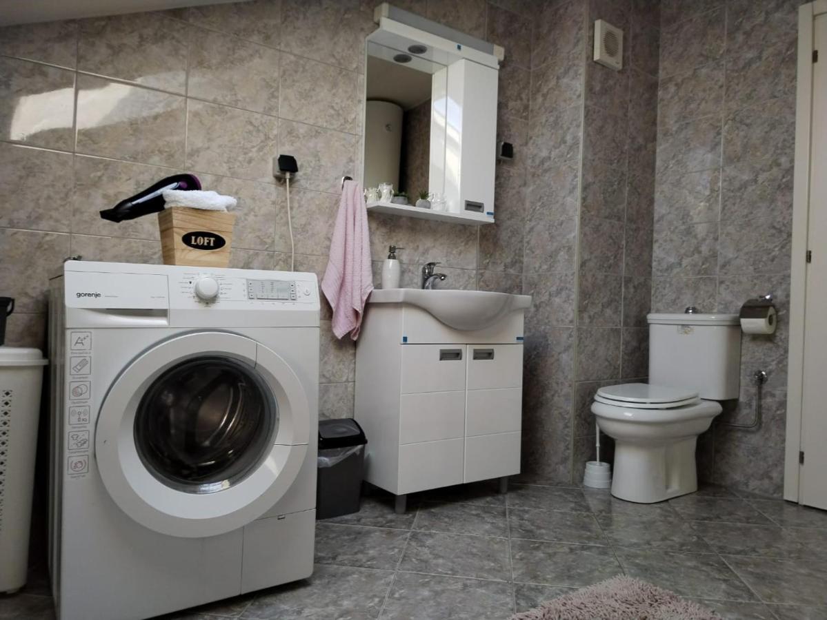Loft Apartman Jagodina Buitenkant foto