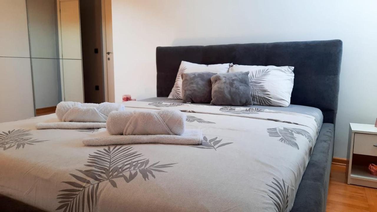 Loft Apartman Jagodina Buitenkant foto